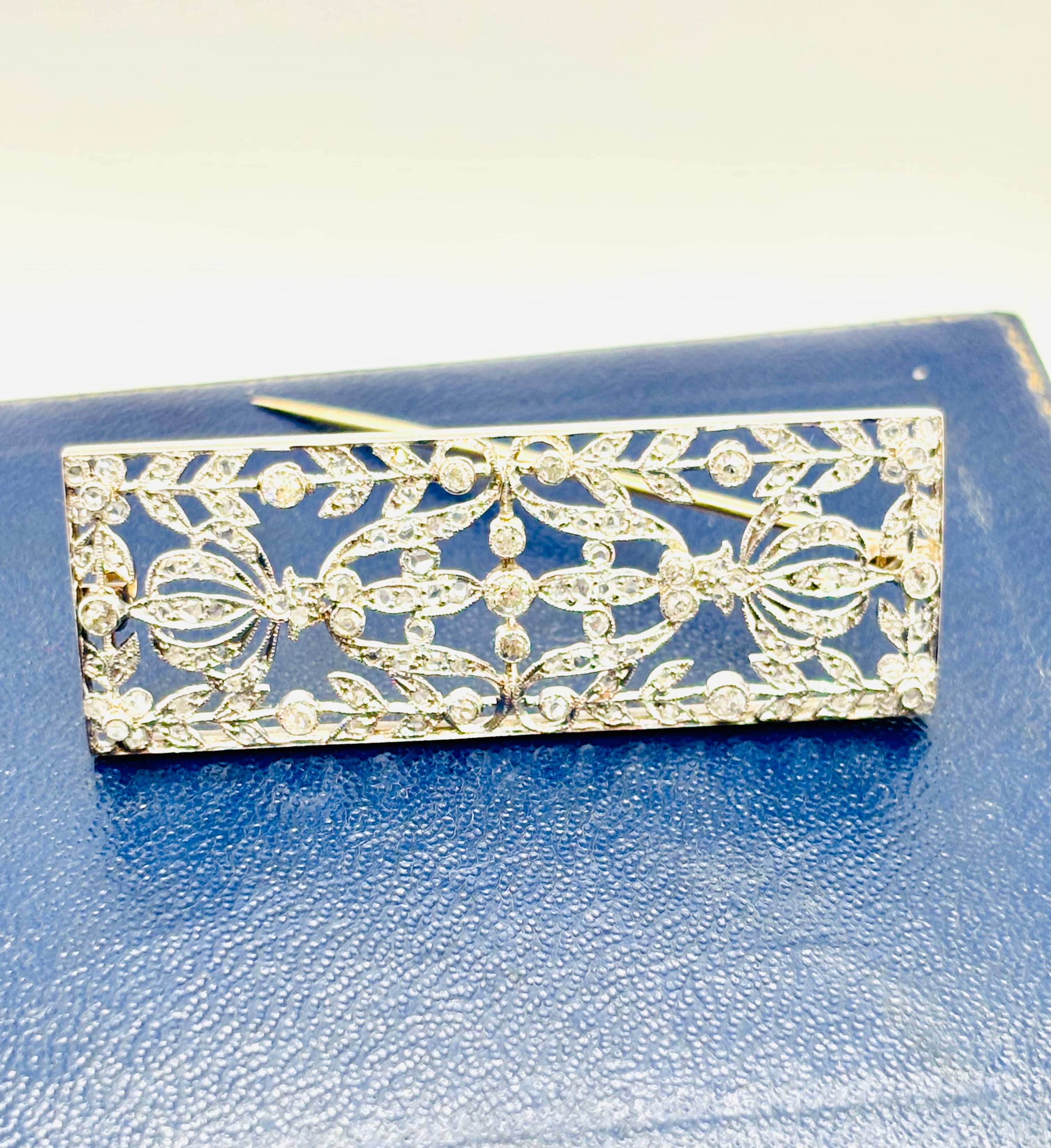 Early 20th-Century Old-Cut Diamond Platinum-Topped 14 Karat Gold Plaque Brooch