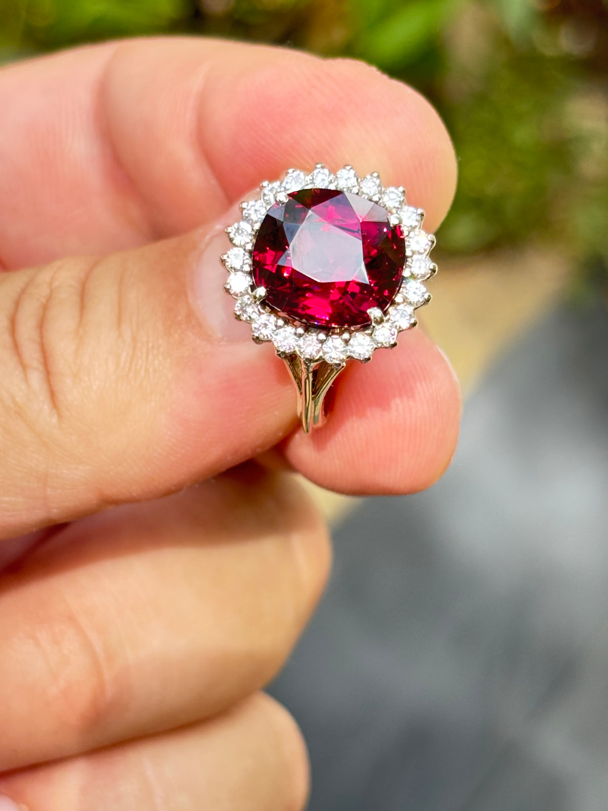 Exquisite Vintage Cocktail Ring 7.15 Carat Rhodolite Garnet with Diamonds in 18K Gold