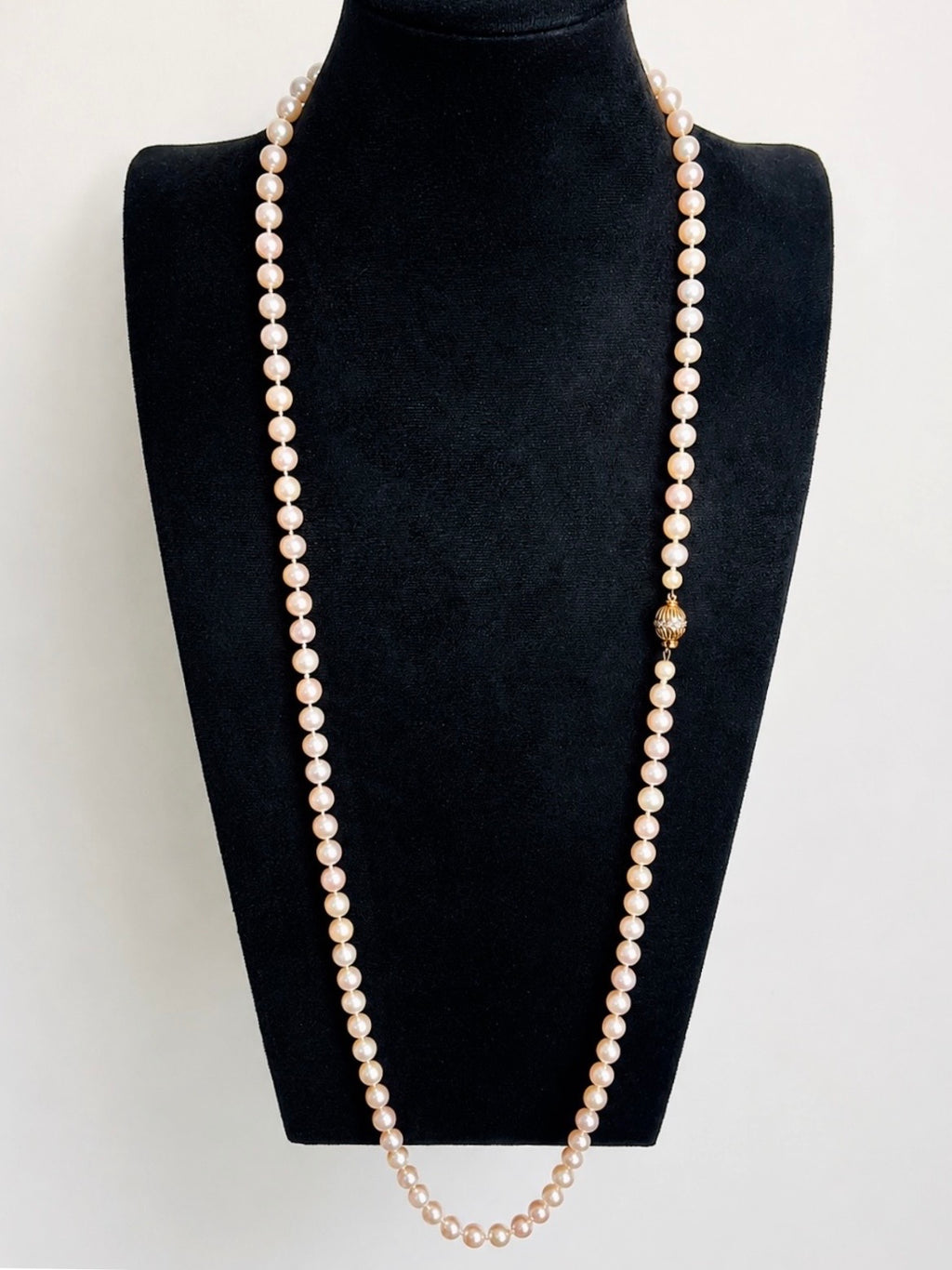 Exceptional Long Akoya Pearl Necklace, 97cm, 8mm Pearls, Hallmarked 18K Gold