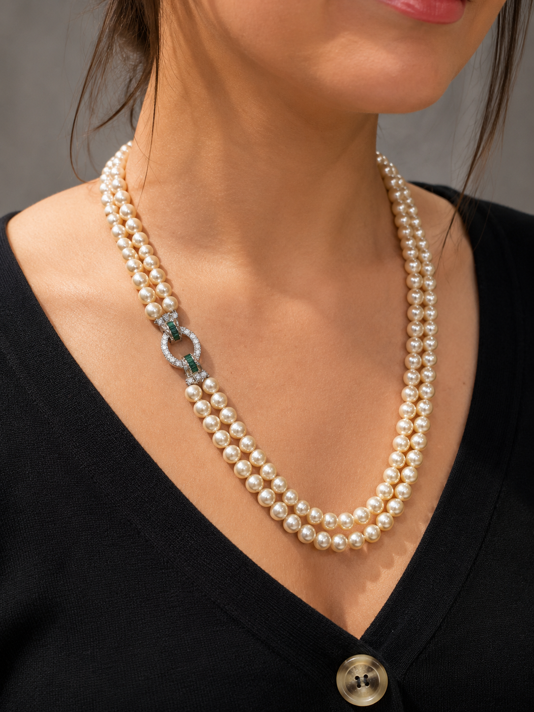 Vintage Pearl Necklace Double Row Strand Akoya Pearls 18k Gold Diamonds Emeralds 1950