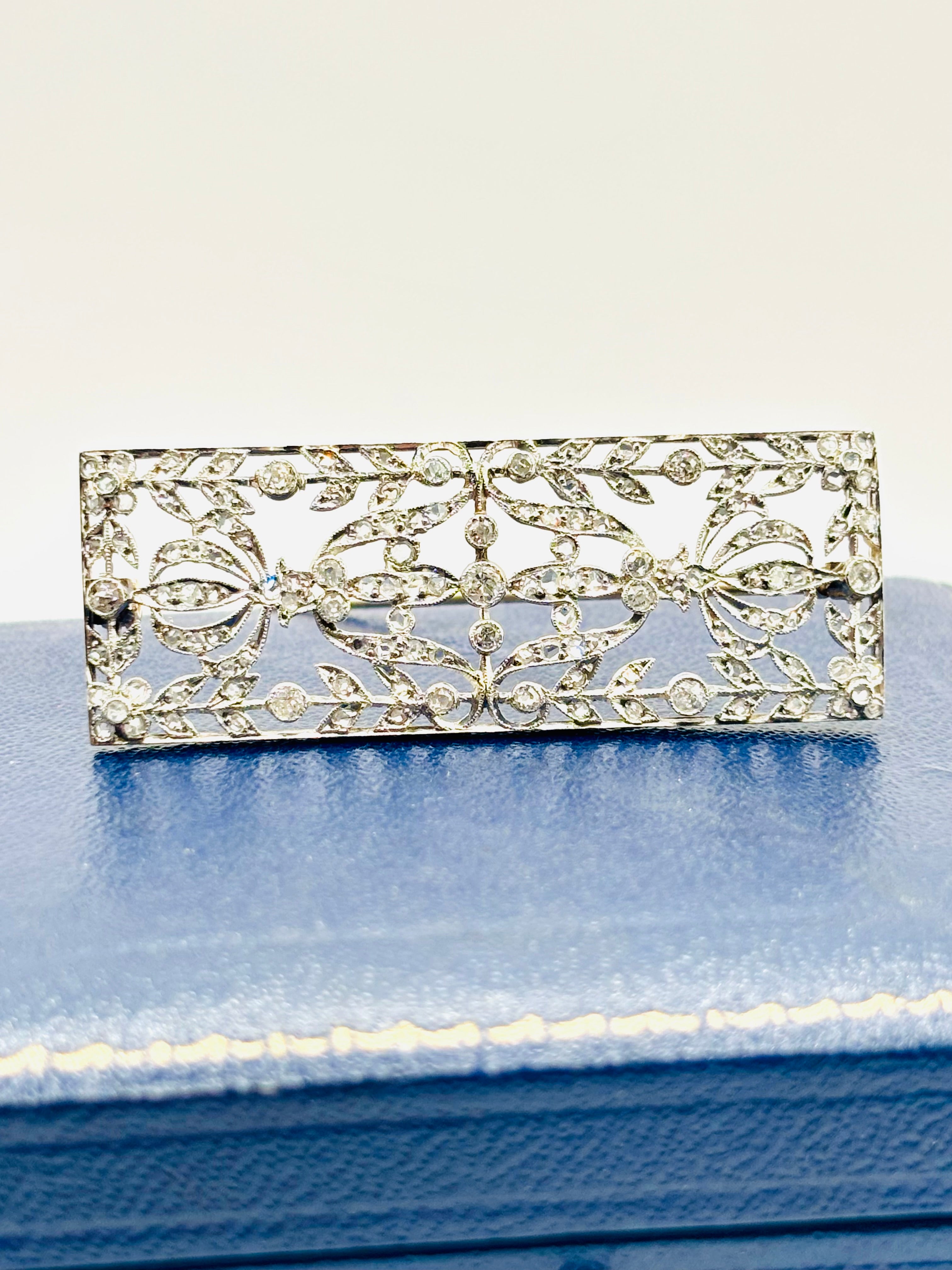 Early 20th-Century Old-Cut Diamond Platinum-Topped 14 Karat Gold Plaque Brooch