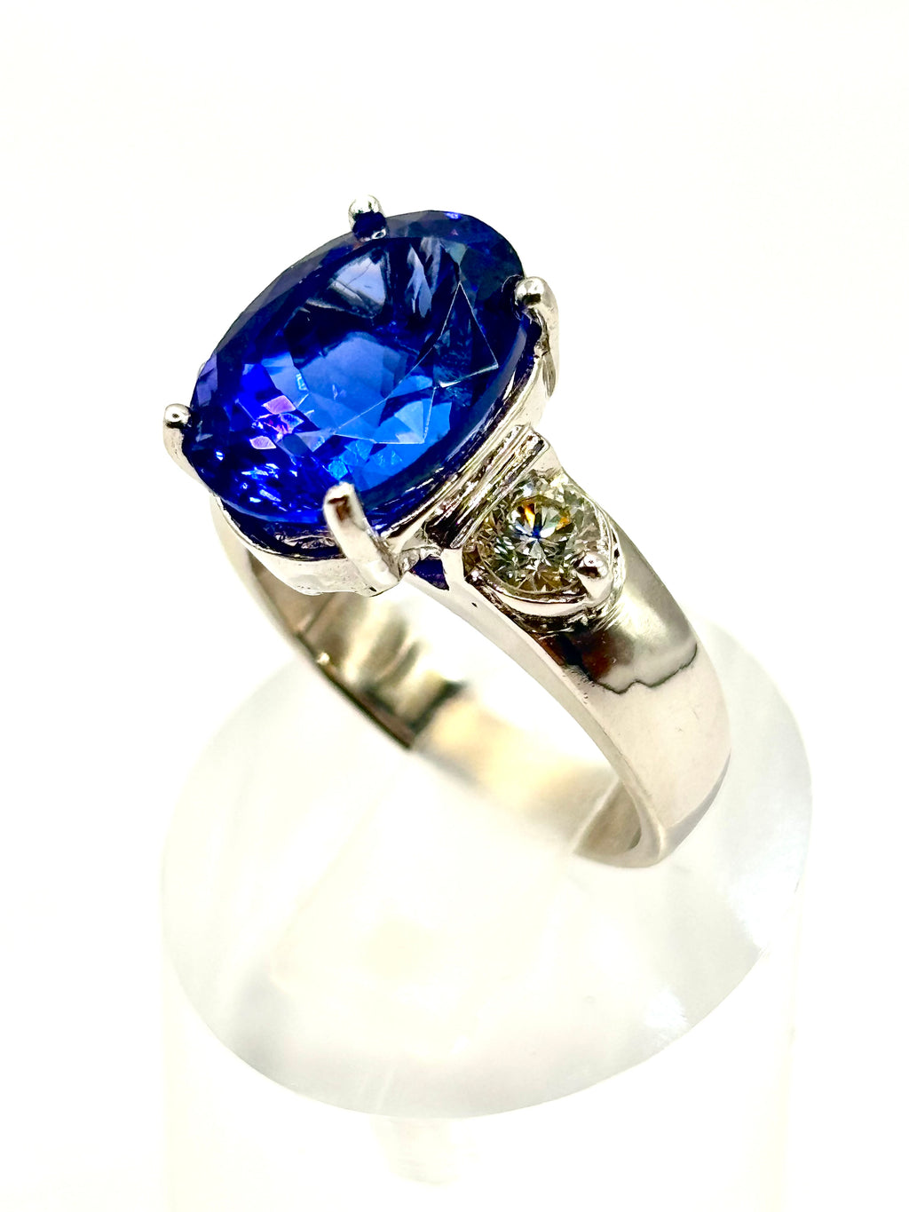 7.50 Carat Tanzanite and Diamond Ring in 18 Karat White Gold