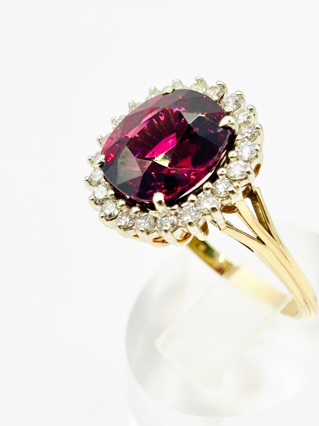 Exquisite Vintage Cocktail Ring 7.15 Carat Rhodolite Garnet with Diamonds in 18K Gold