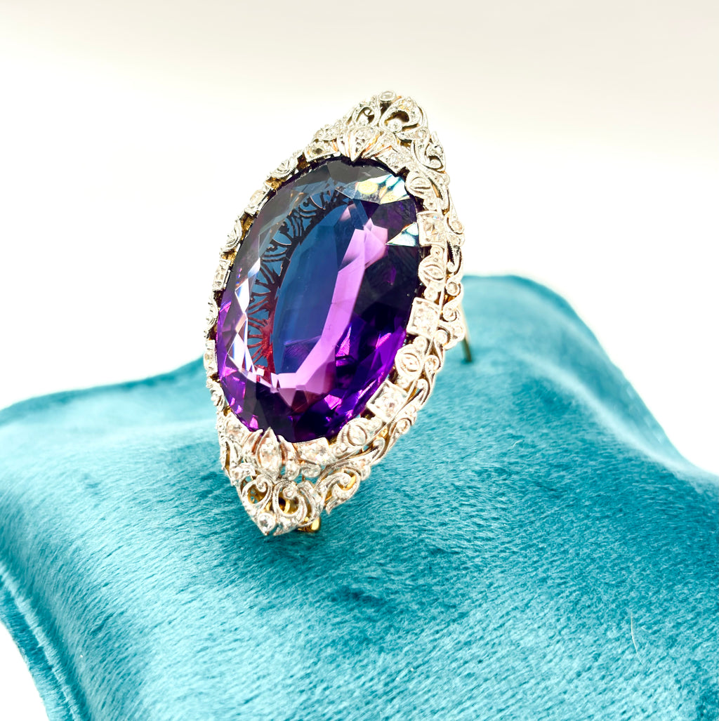 Edwardian Platinum-Topped Gold Convertible Brooch Pendant with Monumental Oval Amethyst and Old-Cut Diamonds, Circa 1900–1915
