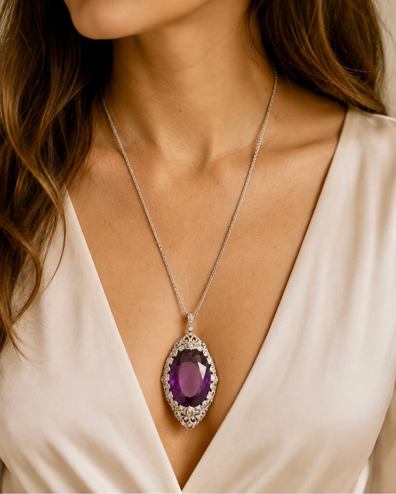 Edwardian Platinum-Topped Gold Convertible Brooch Pendant with Monumental Oval Amethyst and Old-Cut Diamonds, Circa 1900–1915