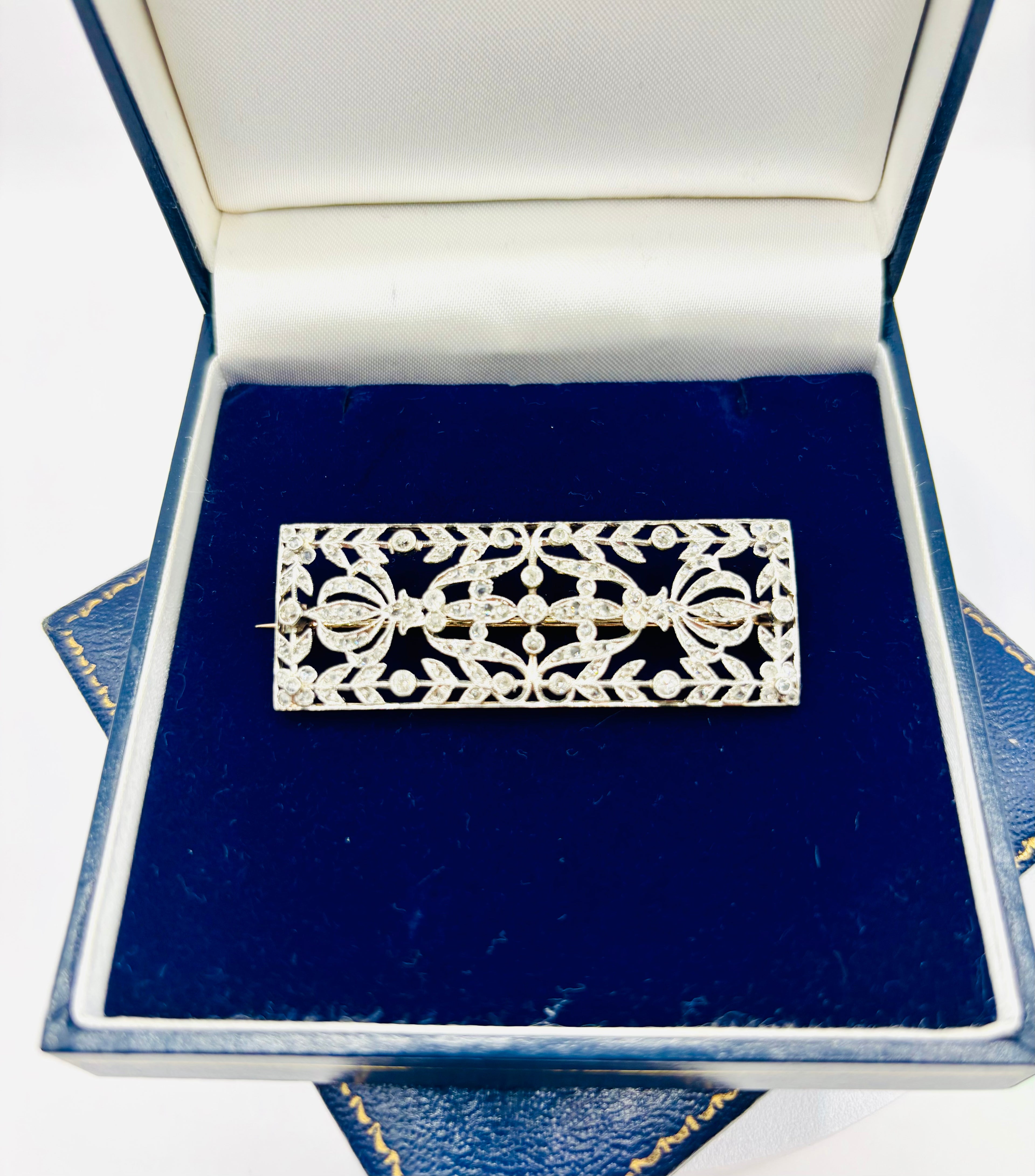 Early 20th-Century Old-Cut Diamond Platinum-Topped 14 Karat Gold Plaque Brooch
