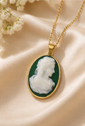 Antique 18 Karat Gold Green Agate Cameo Pendant Necklace, Birmingham, UK, 1922