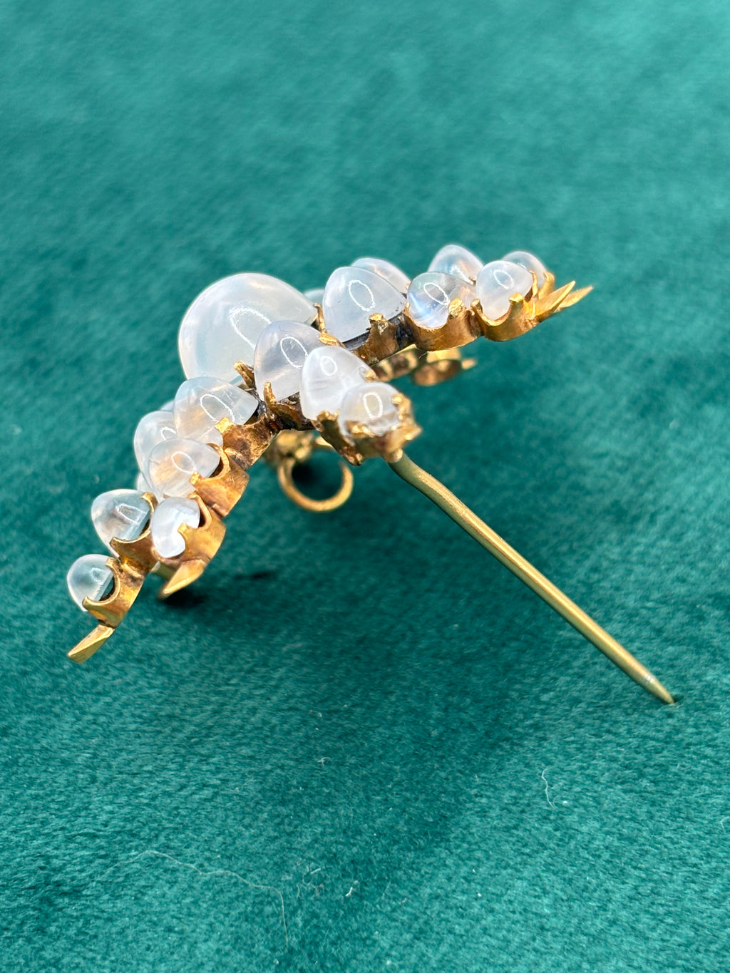 Antique Victorian 18K Gold Moonstone Eight-Ray Star Brooch, Circa 1890