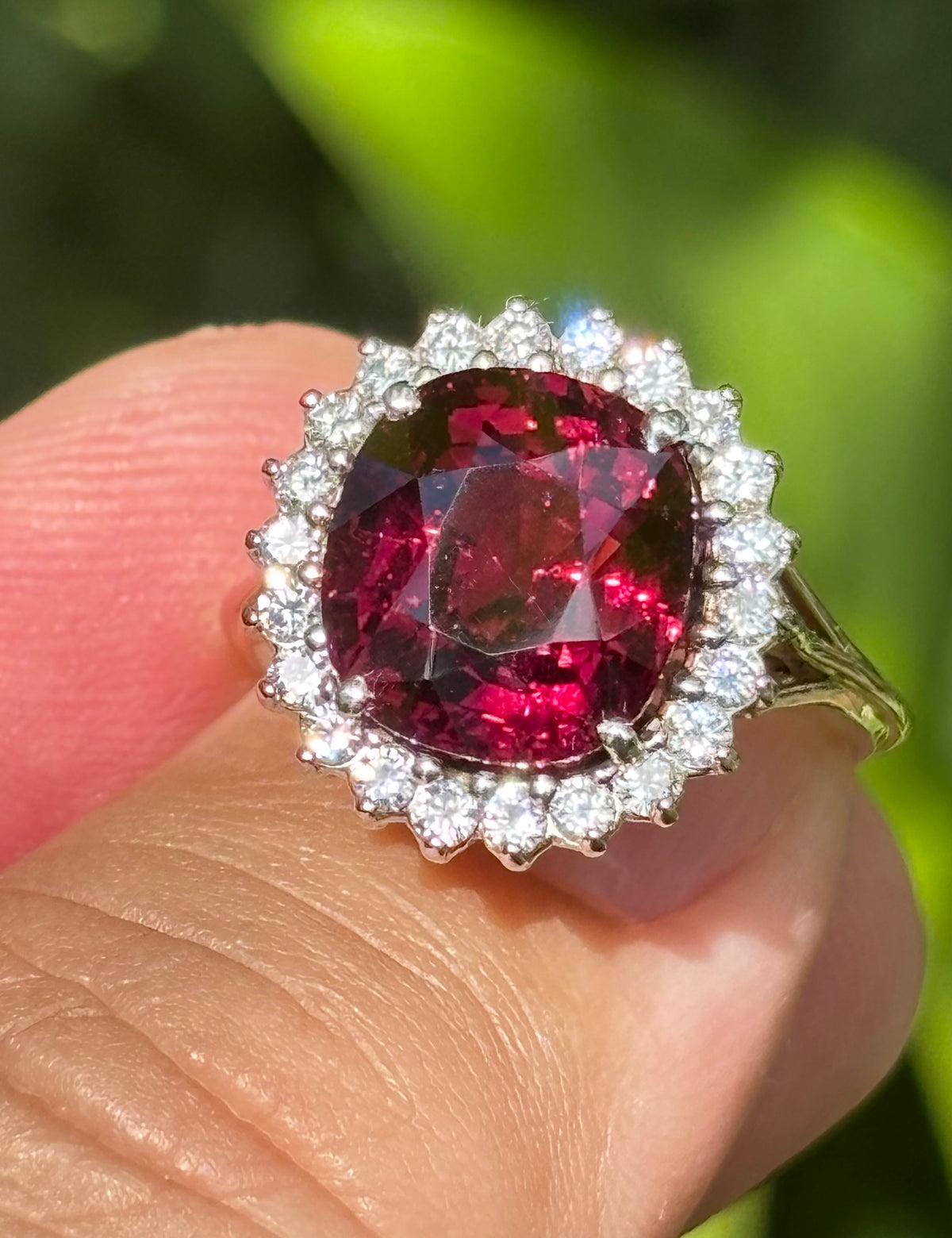 Exquisite Vintage Cocktail Ring 7.15 Carat Rhodolite Garnet with Diamonds in 18K Gold