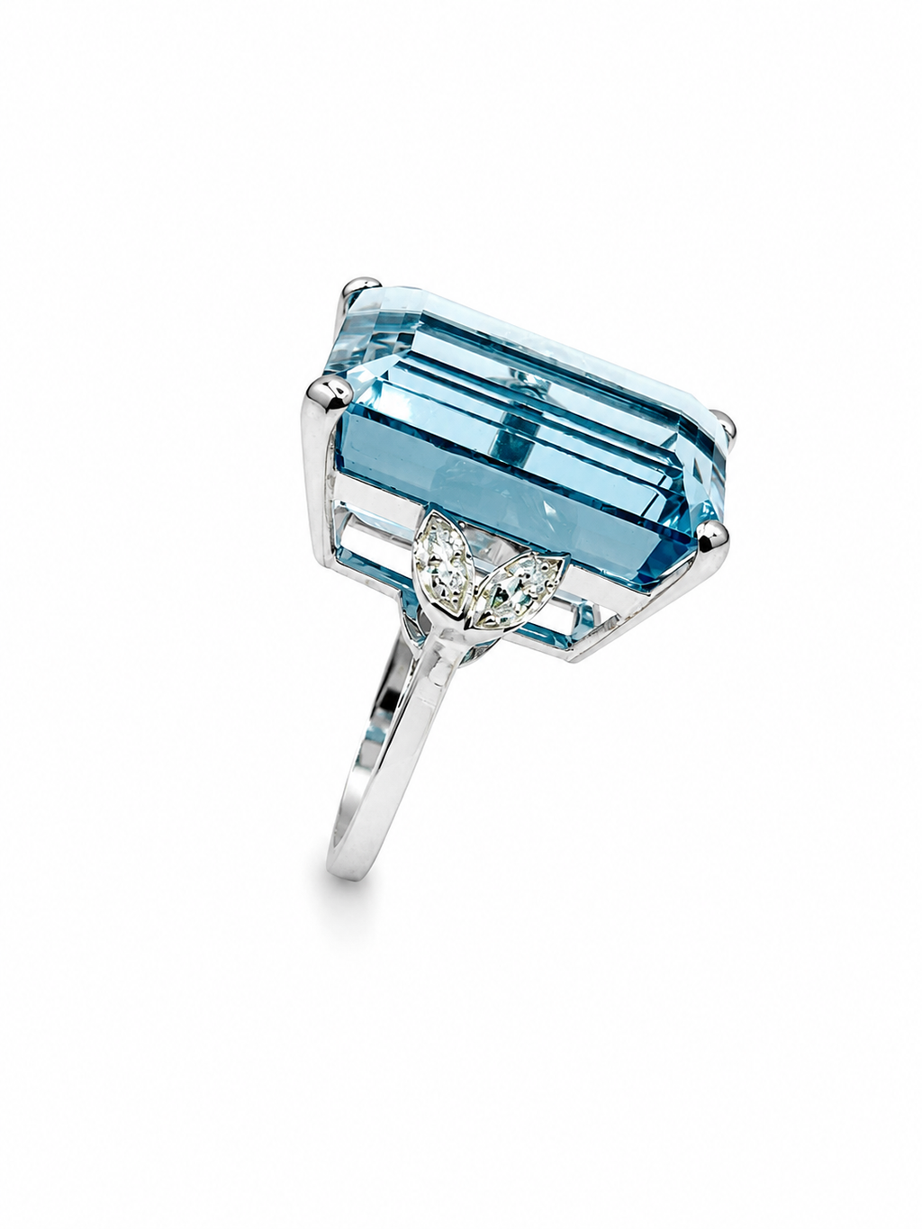 Impressive Large Aquamarine Cocktail Ring, 30 Carats, Art Deco style and 0.80 Marquise Diamonds in 18k White Gold