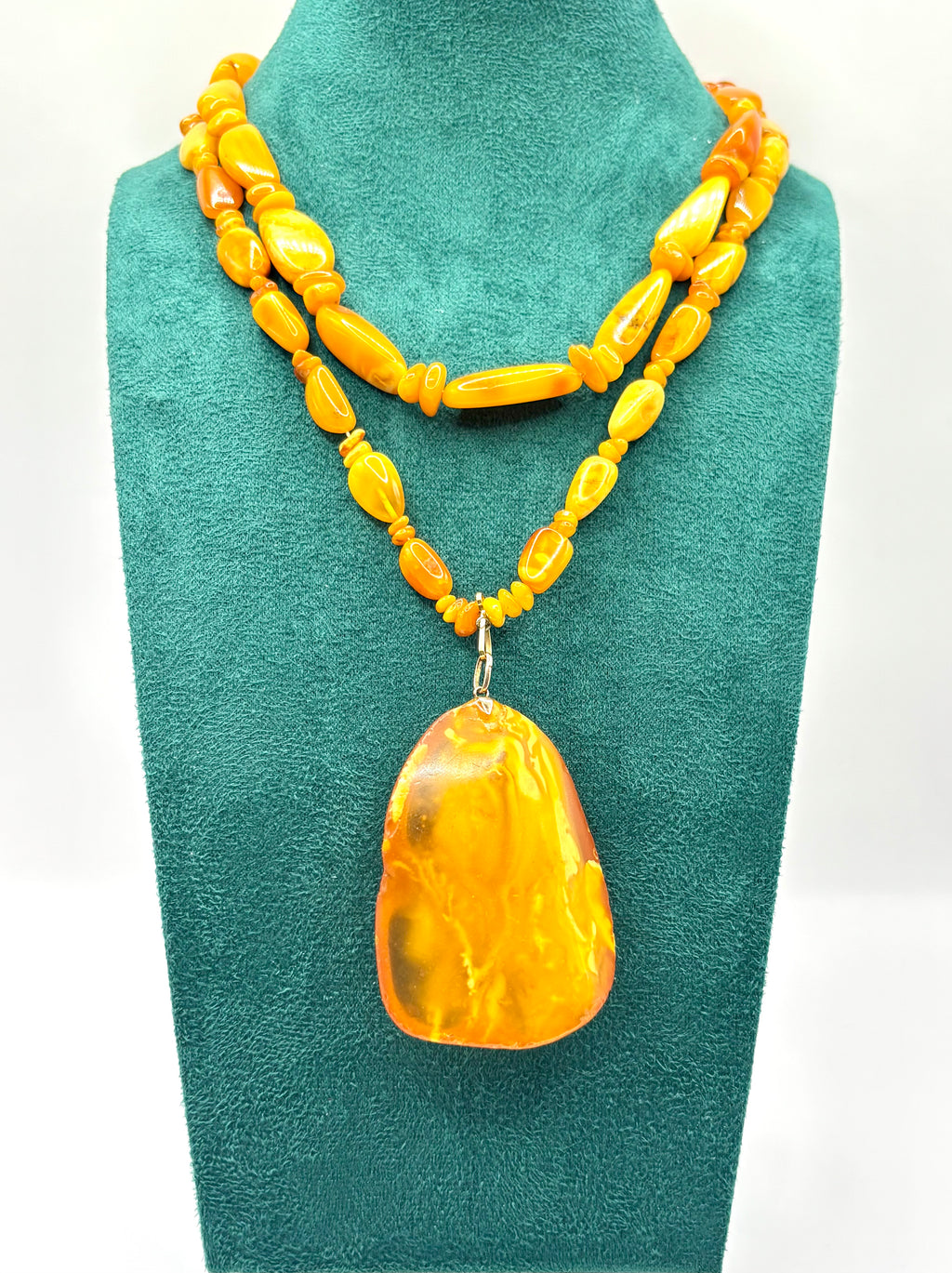 Vintage Baltic Amber Statement Necklace with Large Freeform Pendant, 9K Gold, Circa 1970