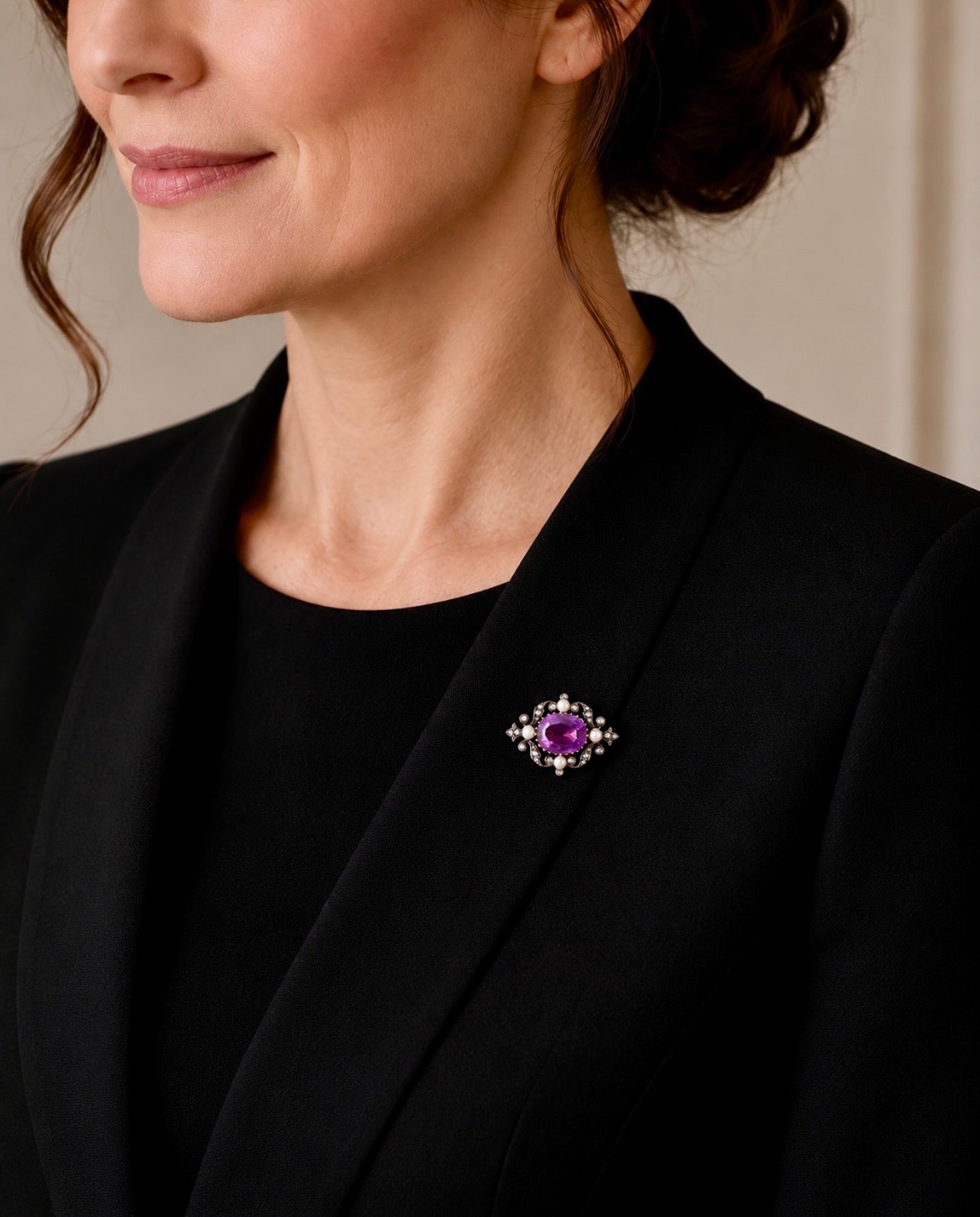 VICTORIAN AMETHYST BROOCH With Diamonds & Pearls from the 1880’s