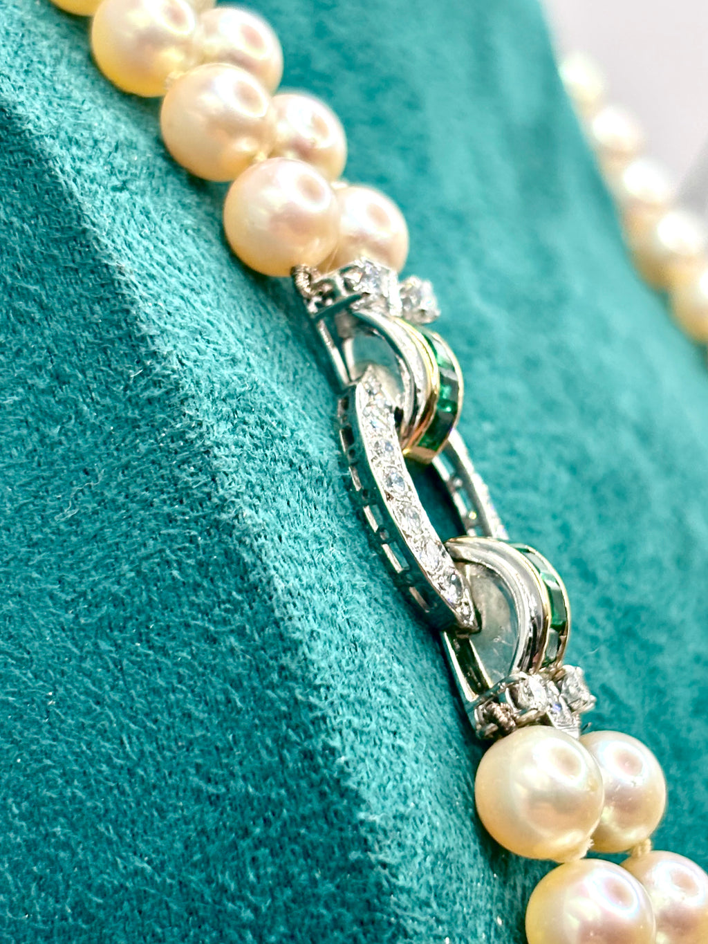 Exceptional Mid-Century Double-Strand Akoya Pearl Necklace 18K Gold Emeralds and Diamonds