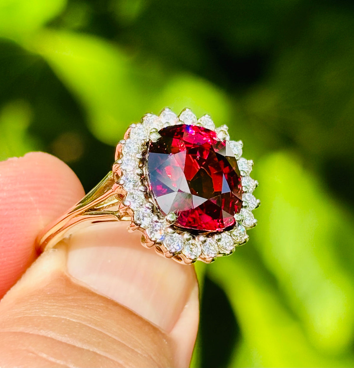 Exquisite Vintage Cocktail Ring 7.15 Carat Rhodolite Garnet with Diamonds in 18K Gold