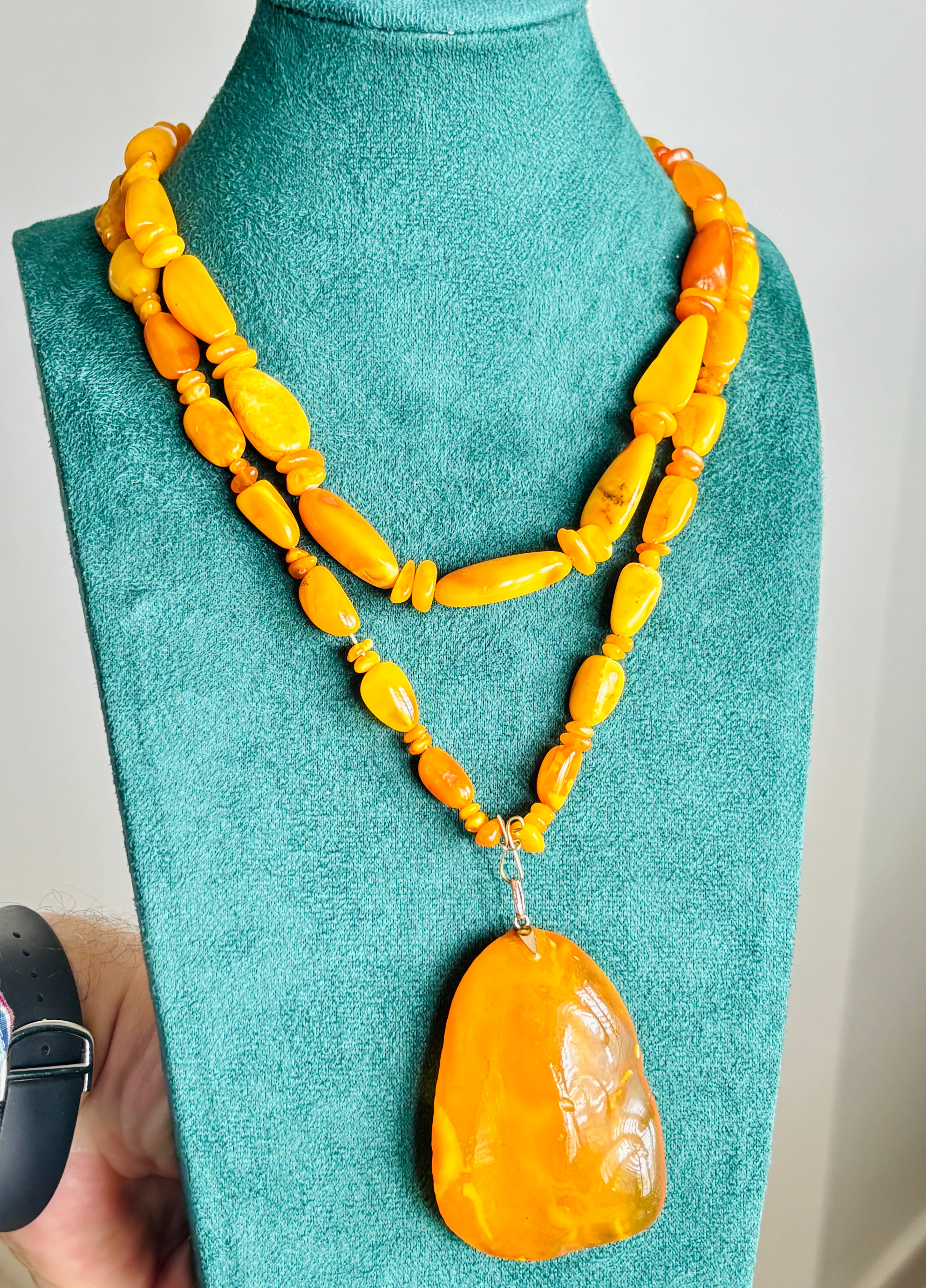 Vintage Baltic Amber Statement Necklace with Large Freeform Pendant, 9K Gold, Circa 1970