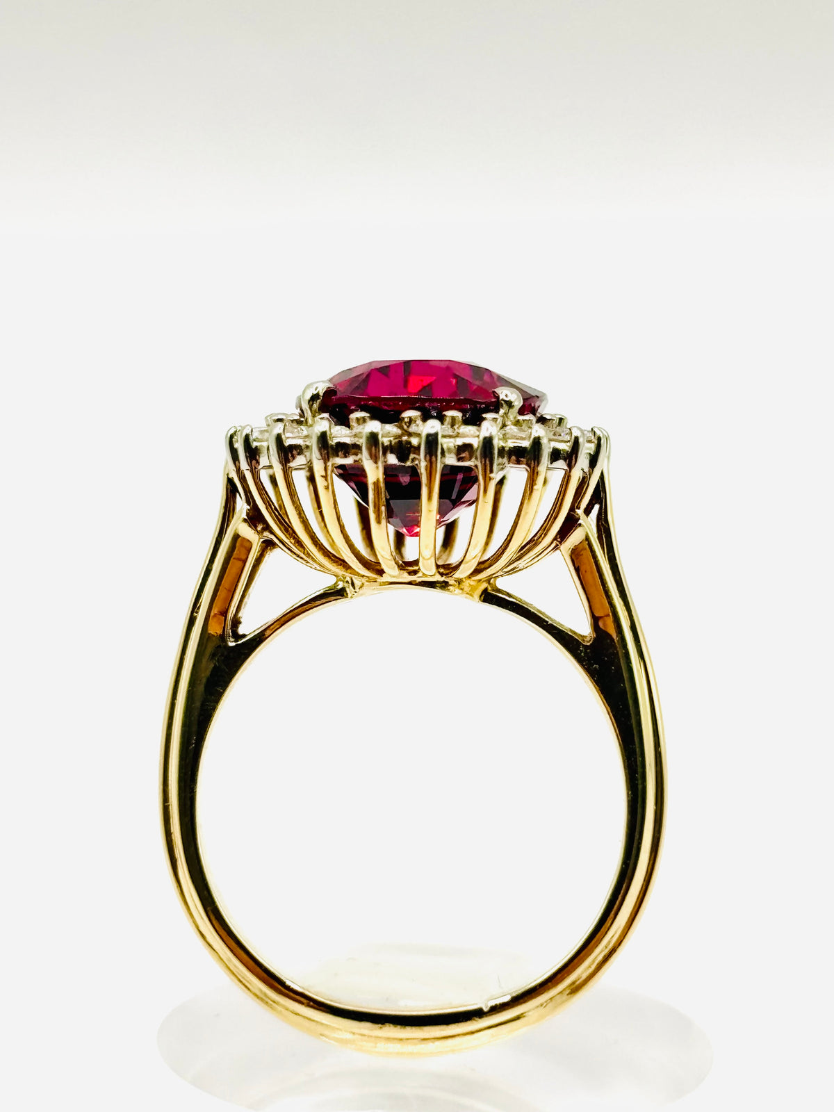 Exquisite Vintage Cocktail Ring 7.15 Carat Rhodolite Garnet with Diamonds in 18K Gold