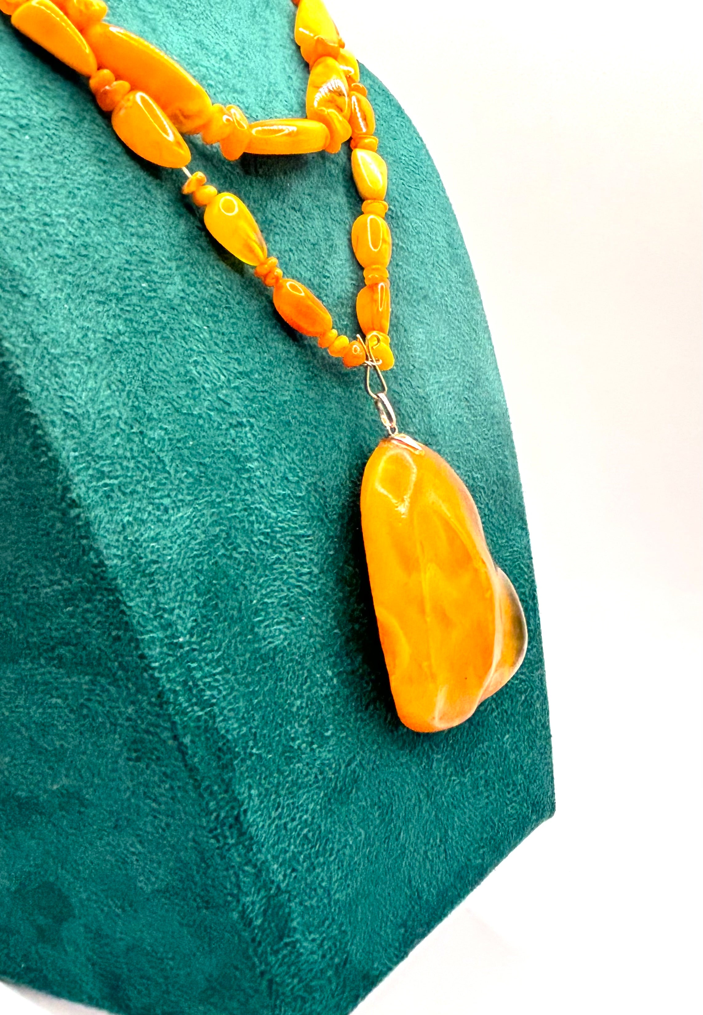 Vintage Baltic Amber Statement Necklace with Large Freeform Pendant, 9K Gold, Circa 1970