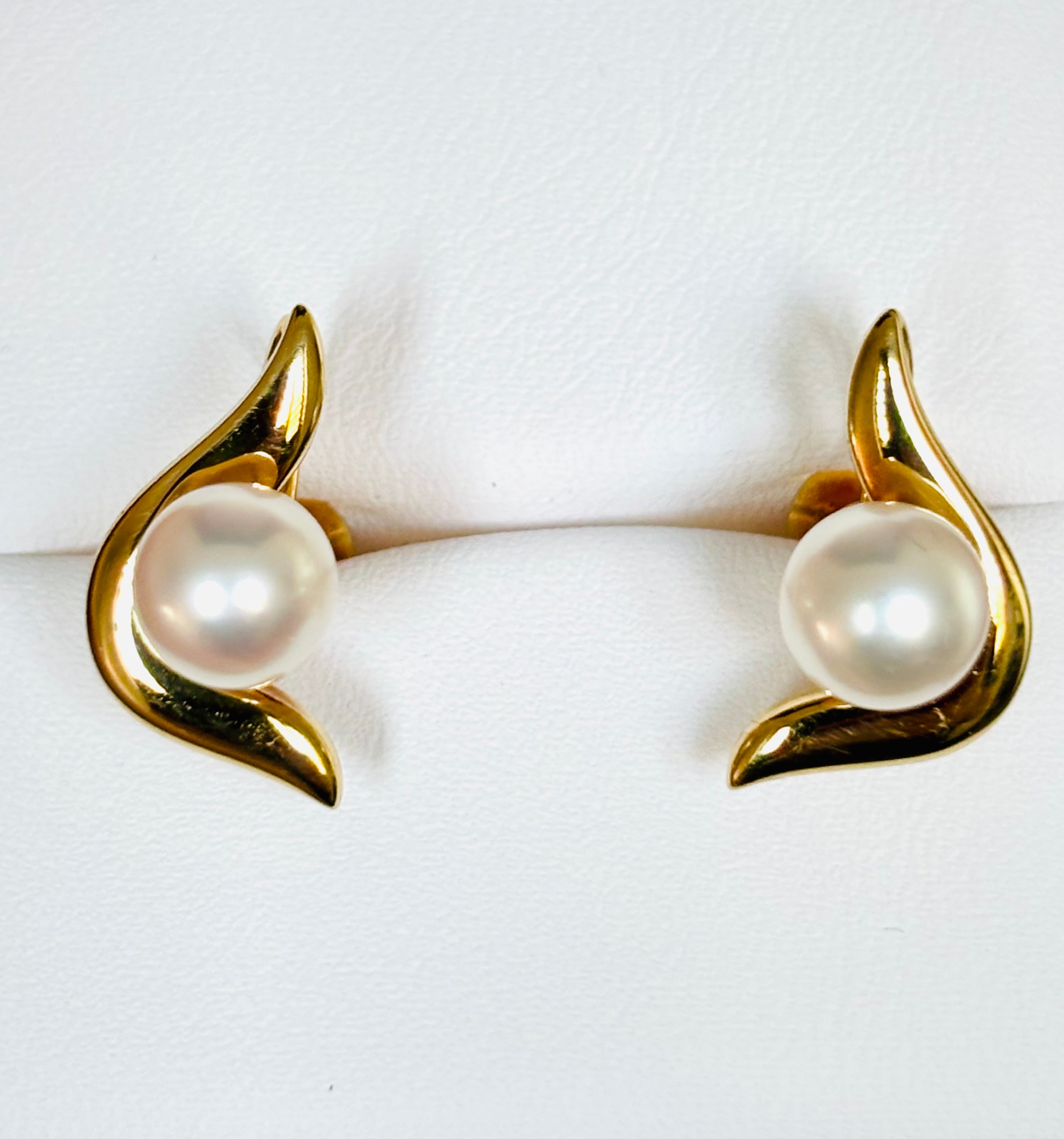 Vintage Mikimoto Akoya Pearl and 18 Karat Gold Sculptural Earrings, circa 1960s