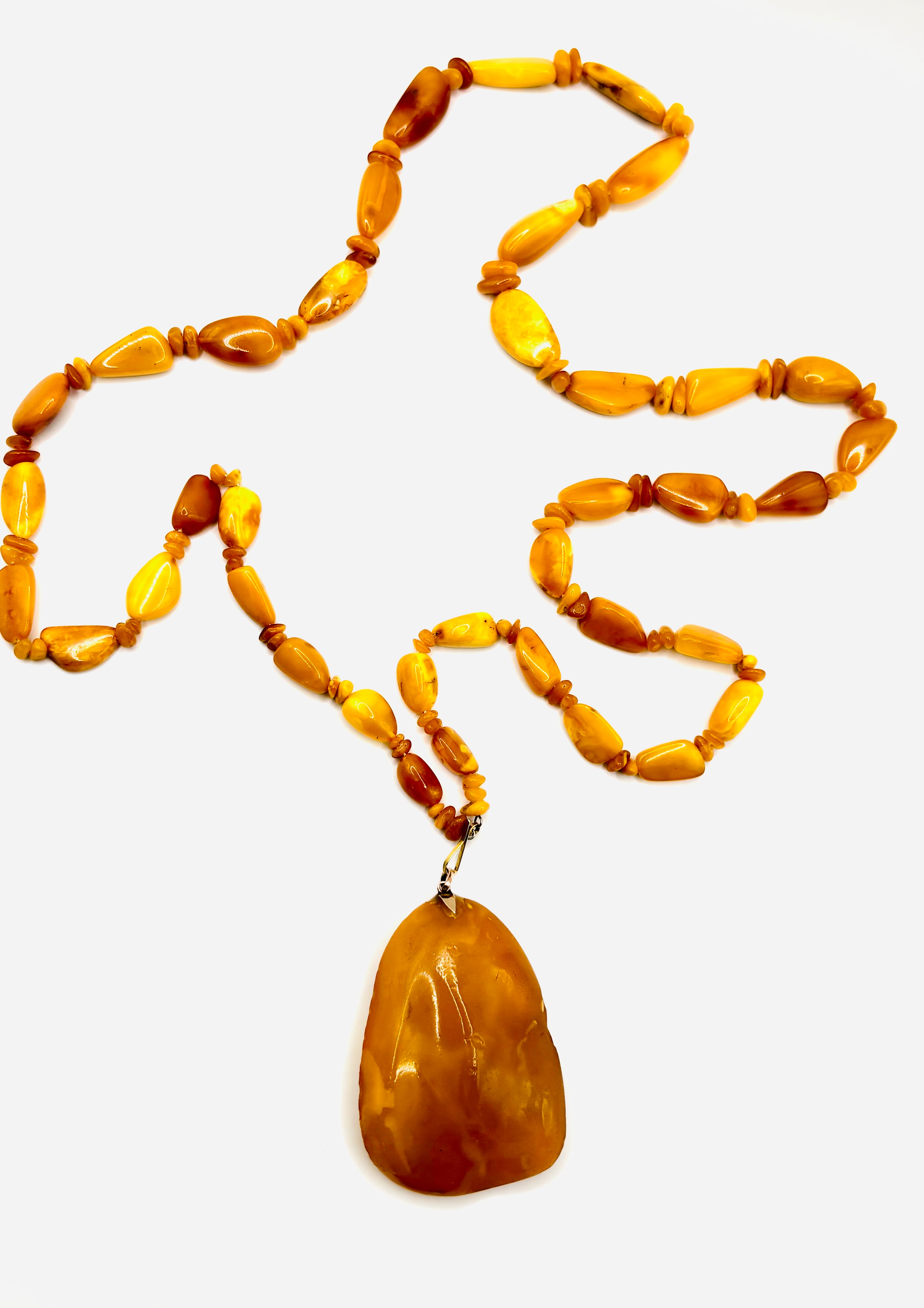 Vintage Baltic Amber Statement Necklace with Large Freeform Pendant, 9K Gold, Circa 1970