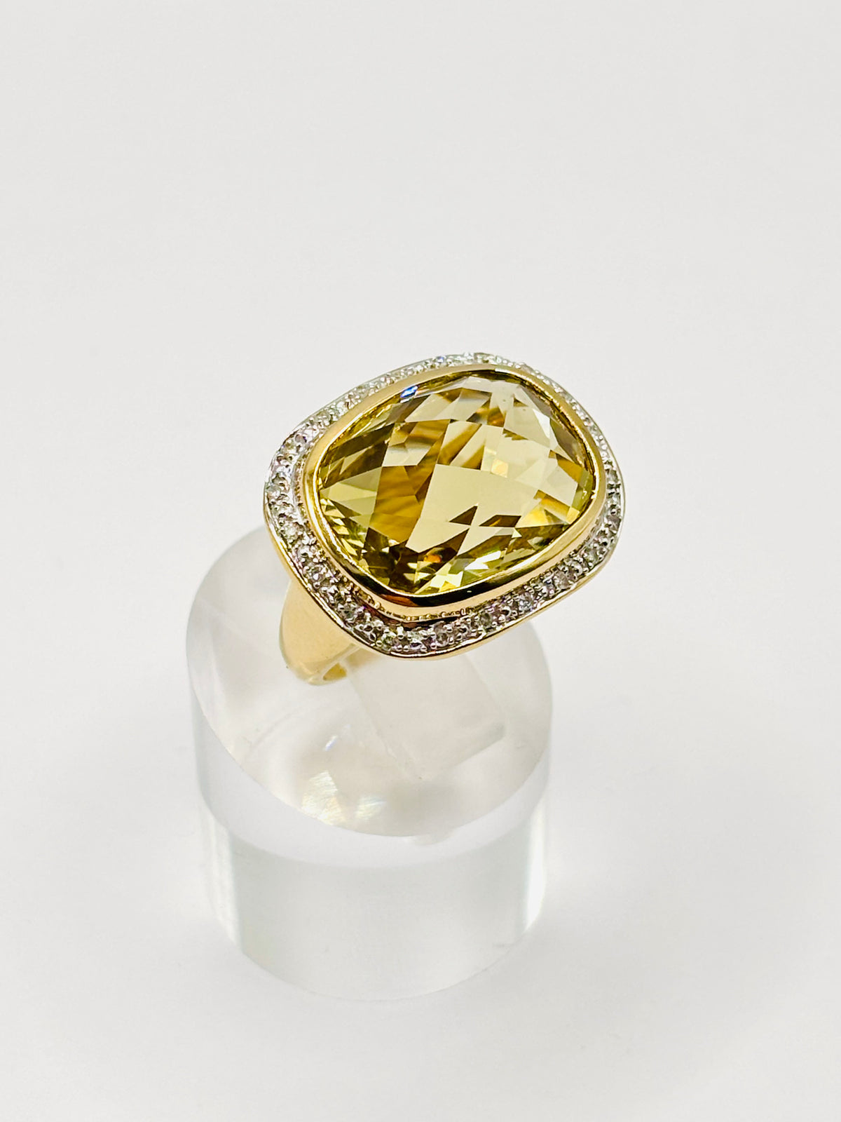 Impressive Large Oval Citrine and Diamond White Gold Cocktail Ring