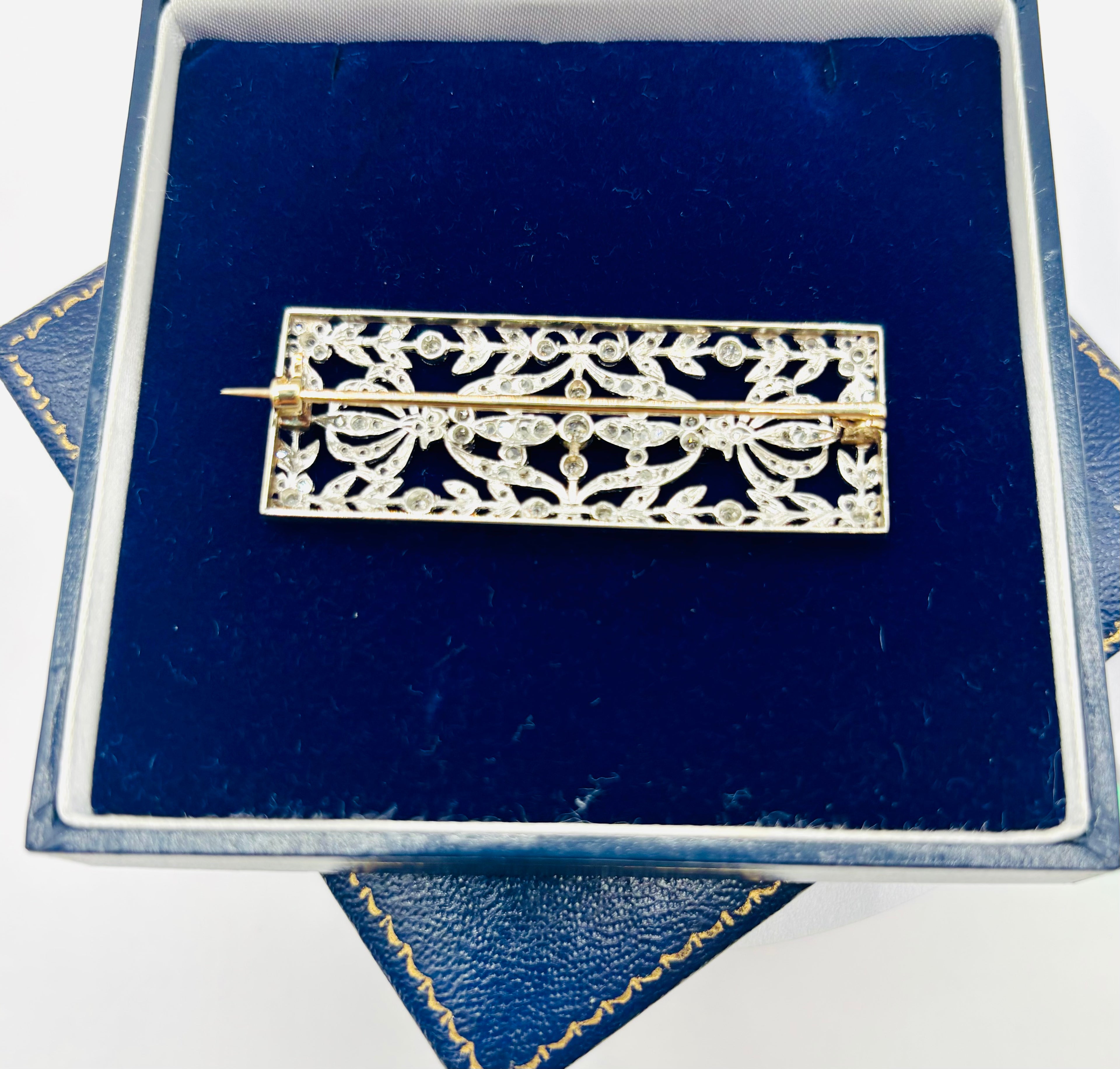 Early 20th-Century Old-Cut Diamond Platinum-Topped 14 Karat Gold Plaque Brooch
