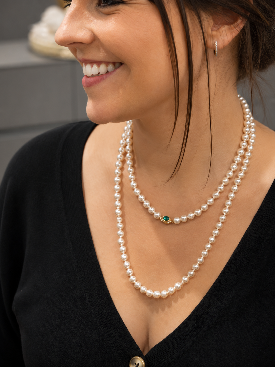 Long Japanese Akoya Cultured Pearl Opera Necklace, 18 Karat Gold Sapphire & Emerald Clasp, 98 cm