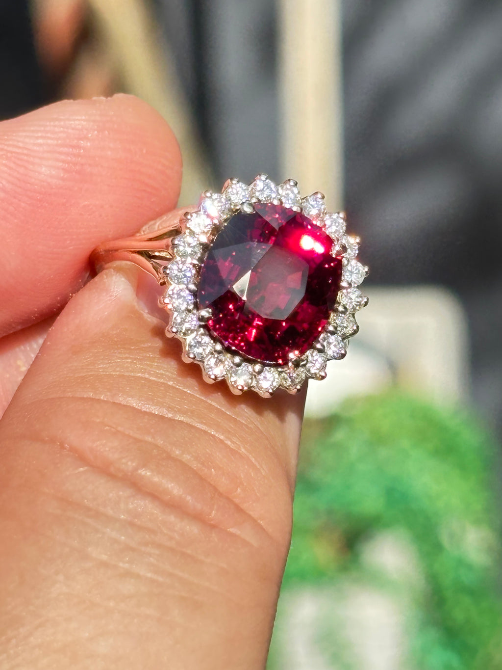 Exquisite Vintage Cocktail Ring 7.15 Carat Rhodolite Garnet with Diamonds in 18K Gold