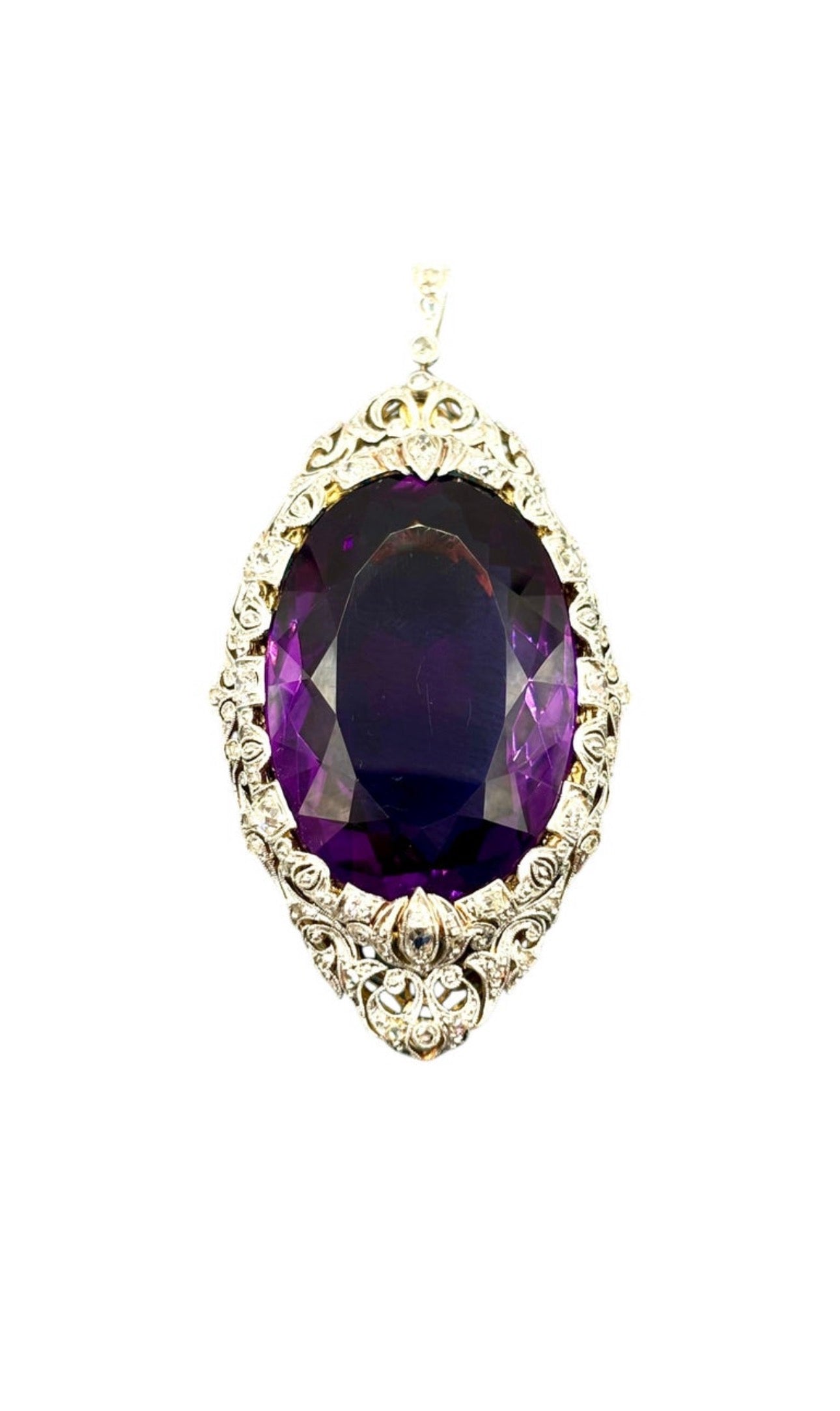 Edwardian Platinum-Topped Gold Convertible Brooch Pendant with Monumental Oval Amethyst and Old-Cut Diamonds, Circa 1900–1915