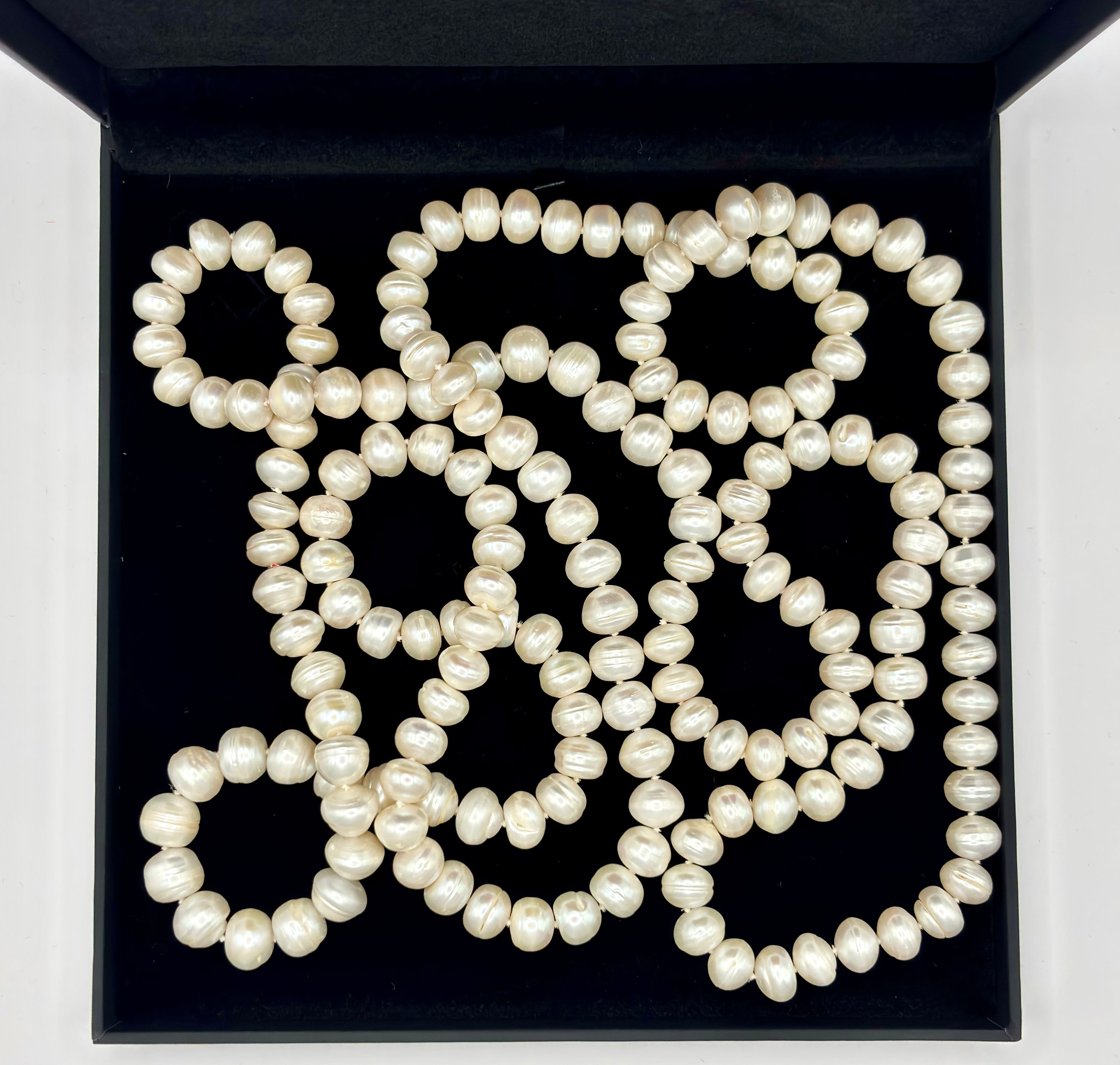 Exceptional Long Vintage Freshwater Pearl Rope Necklace 162cm Endless Strand