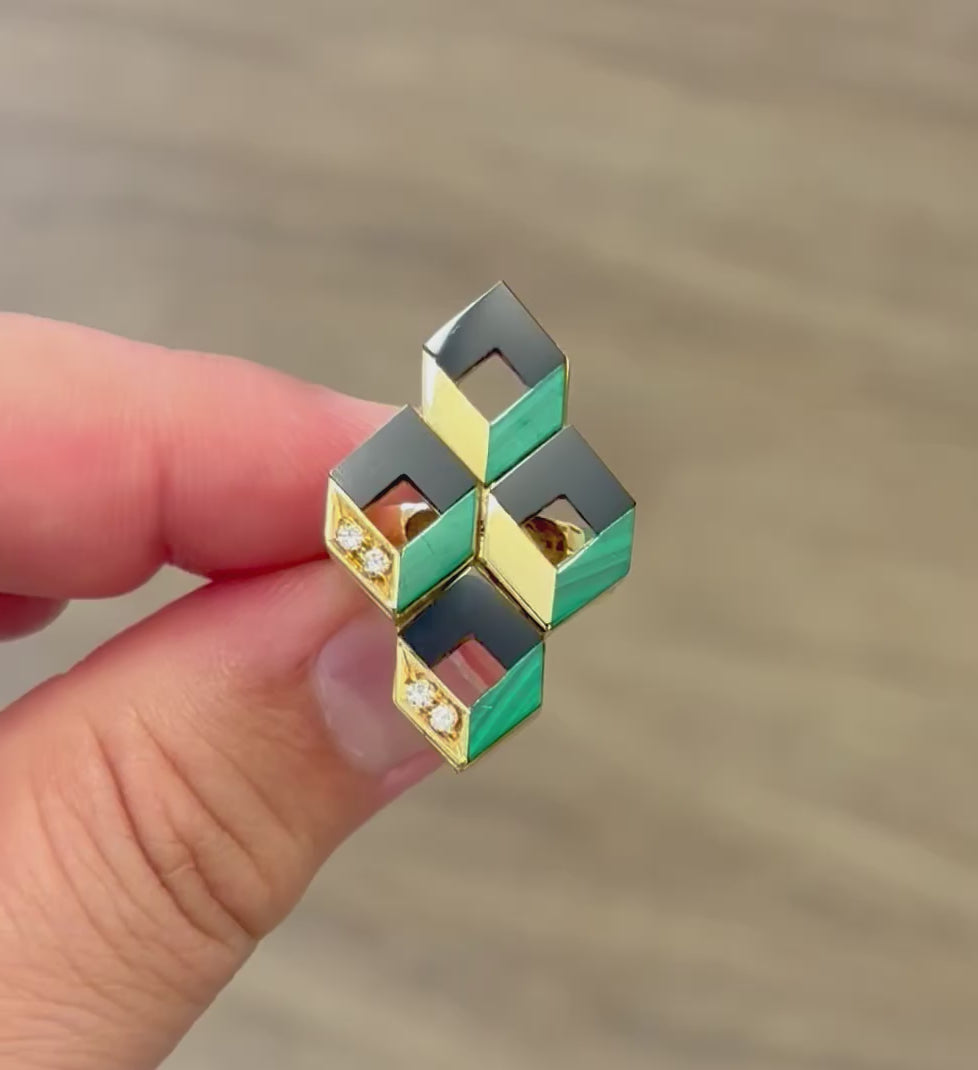 Vintage Ring 18K Gold Malachite, Onyx. Diamonds, circa 1980 Italy