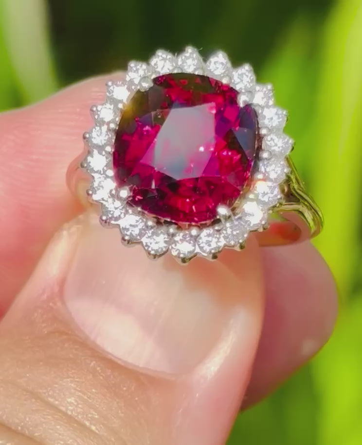 Exquisite Vintage Cocktail Ring 7.15 Carat Rhodolite Garnet with Diamonds in 18K Gold